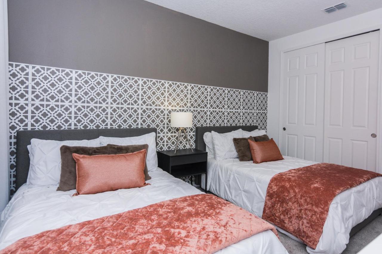 Brand New 9 Bedrooms House With Private Pool, Star Wars Game Room, Theme Rooms And Lake View Sa2145 Kissimmee Exteriör bild