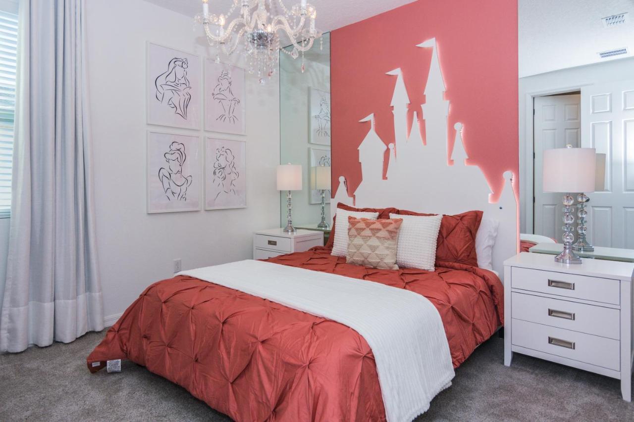 Brand New 9 Bedrooms House With Private Pool, Star Wars Game Room, Theme Rooms And Lake View Sa2145 Kissimmee Exteriör bild